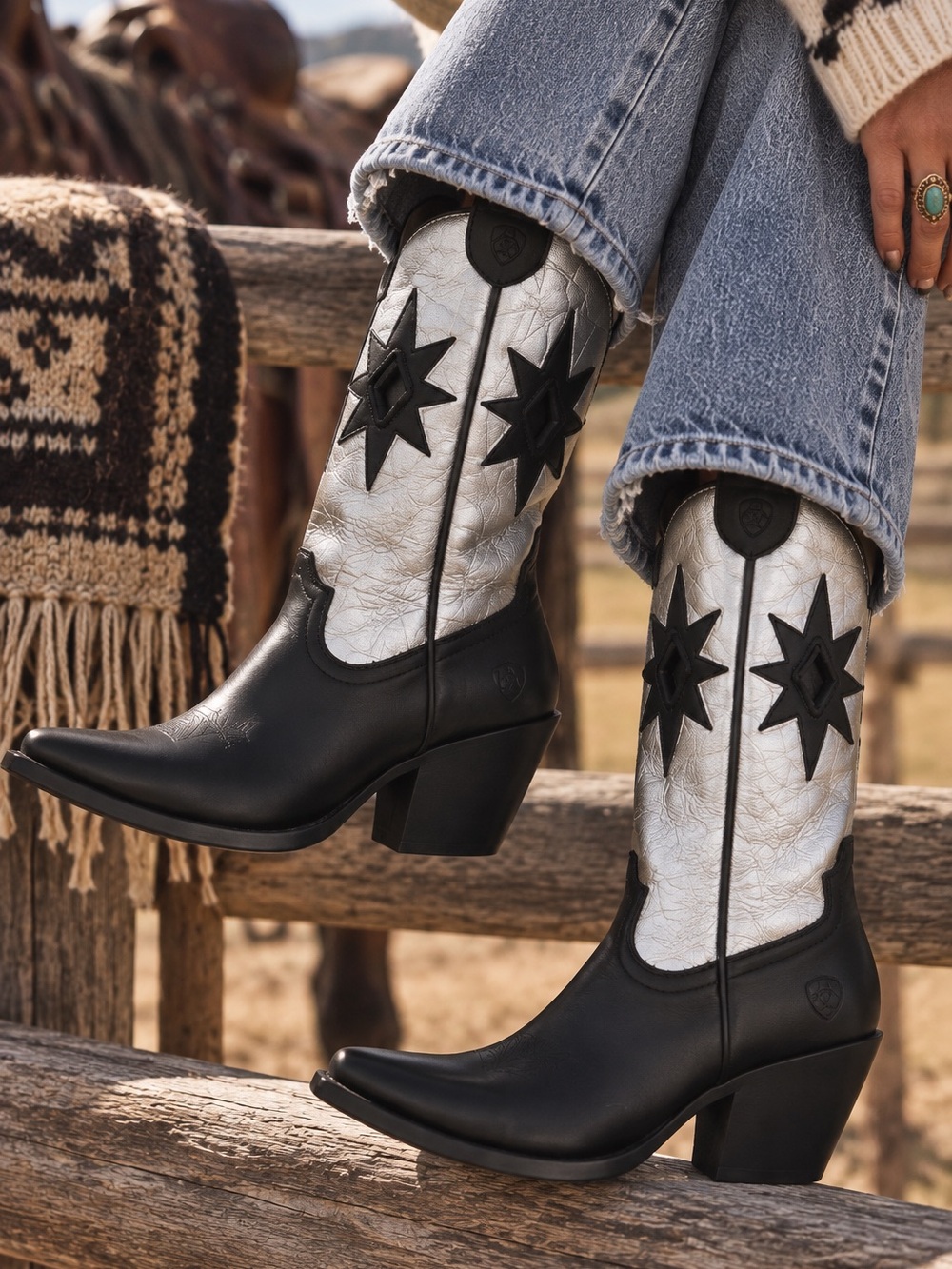NWT Ariat Starlight Western Metallic Boots